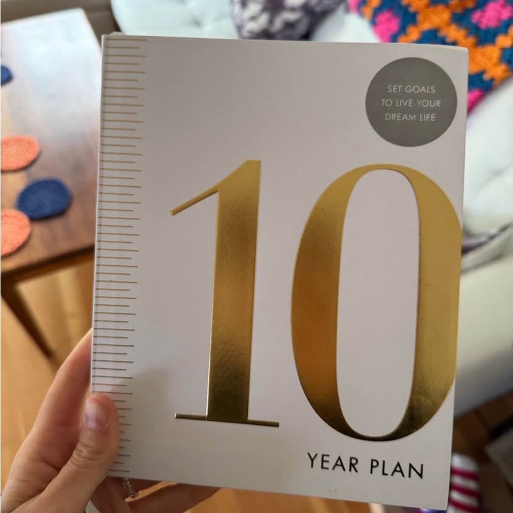 10 Year Plan Gold & White Goal Planner